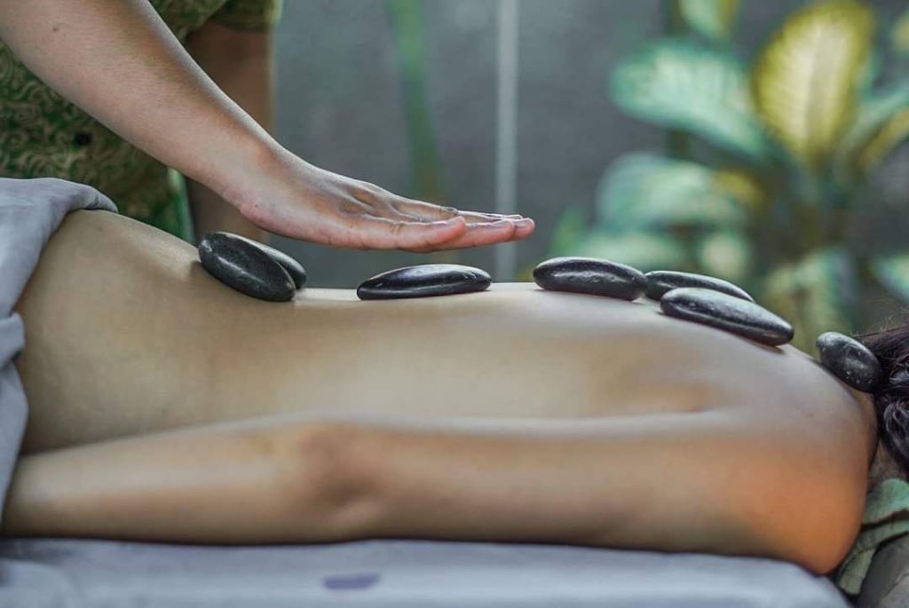 Mangospa - Stone Massage
